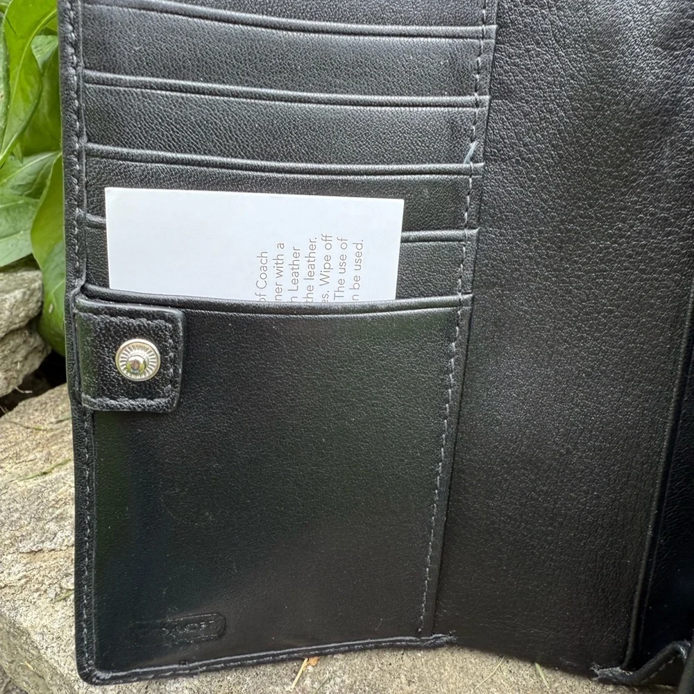 Coach Black LeatherBifold Wallet - Picture 9 of 12